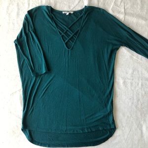Express one eleven green 3/4 tee